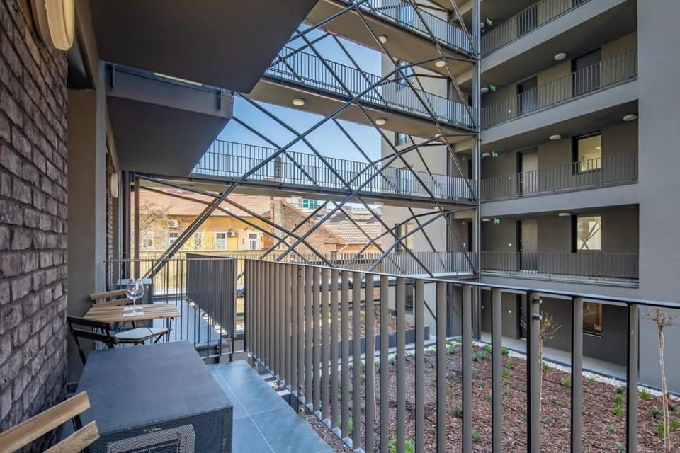 Central - Comfy - NEW Apartment in Budapest