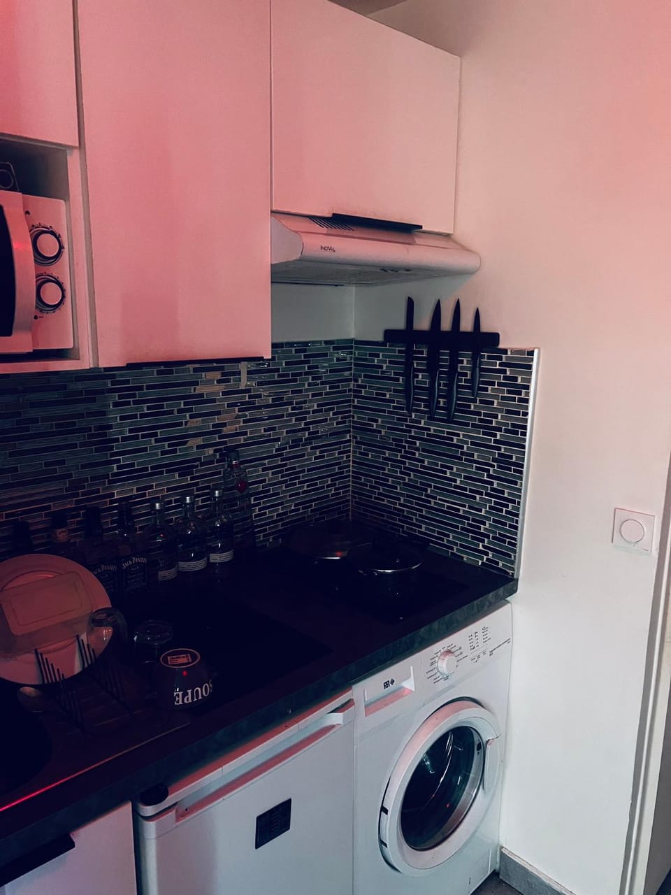 Netflix end chill Apartment in Pantin