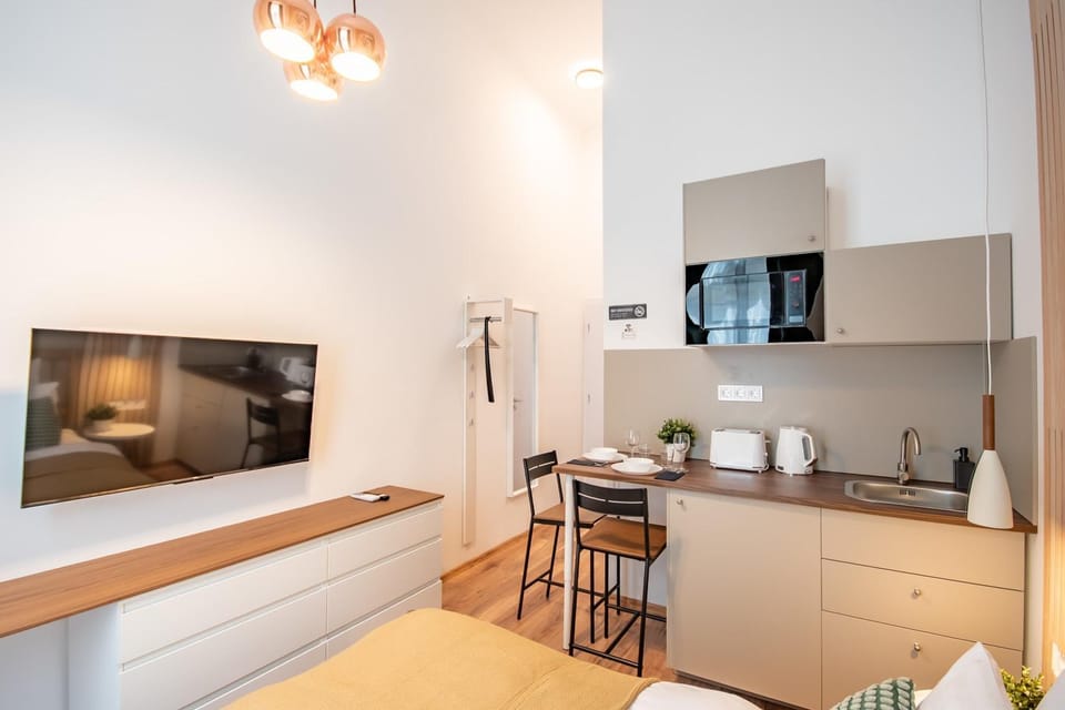 Cheerful Studio in City Center Apartment in Budapest