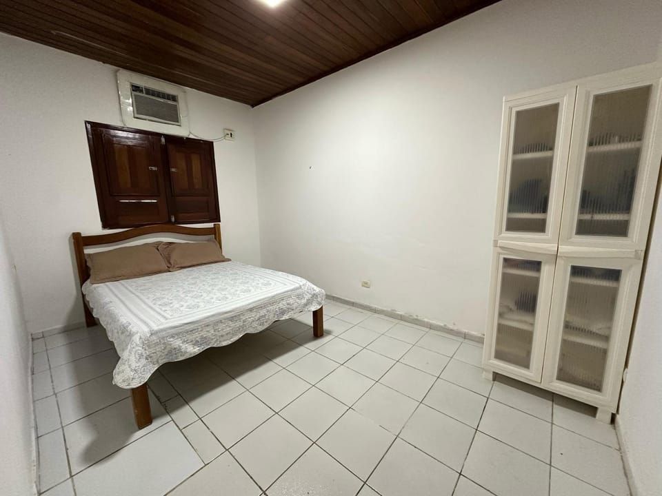Bed, Bedroom, wardrobe, air conditioner