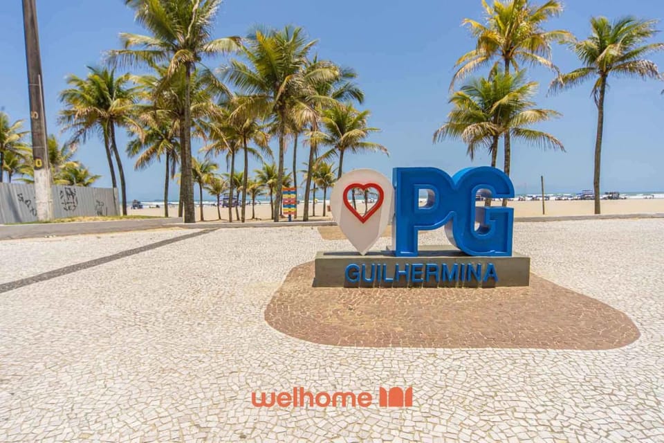 Apartamento na Praia Grande a 50m do Mar Apartment in State of São Paulo