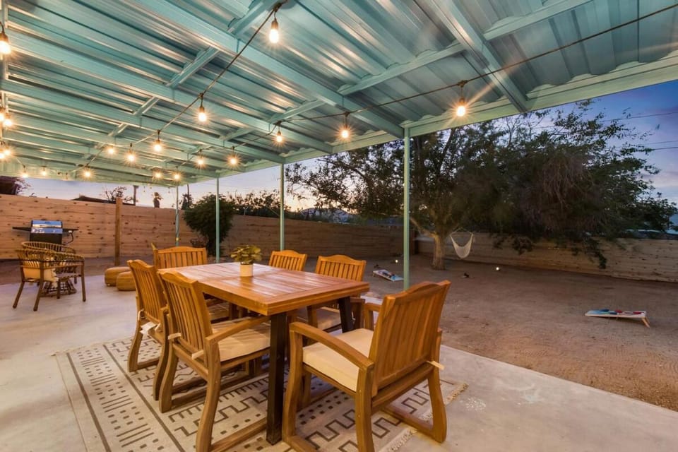 Patio, BBQ facilities