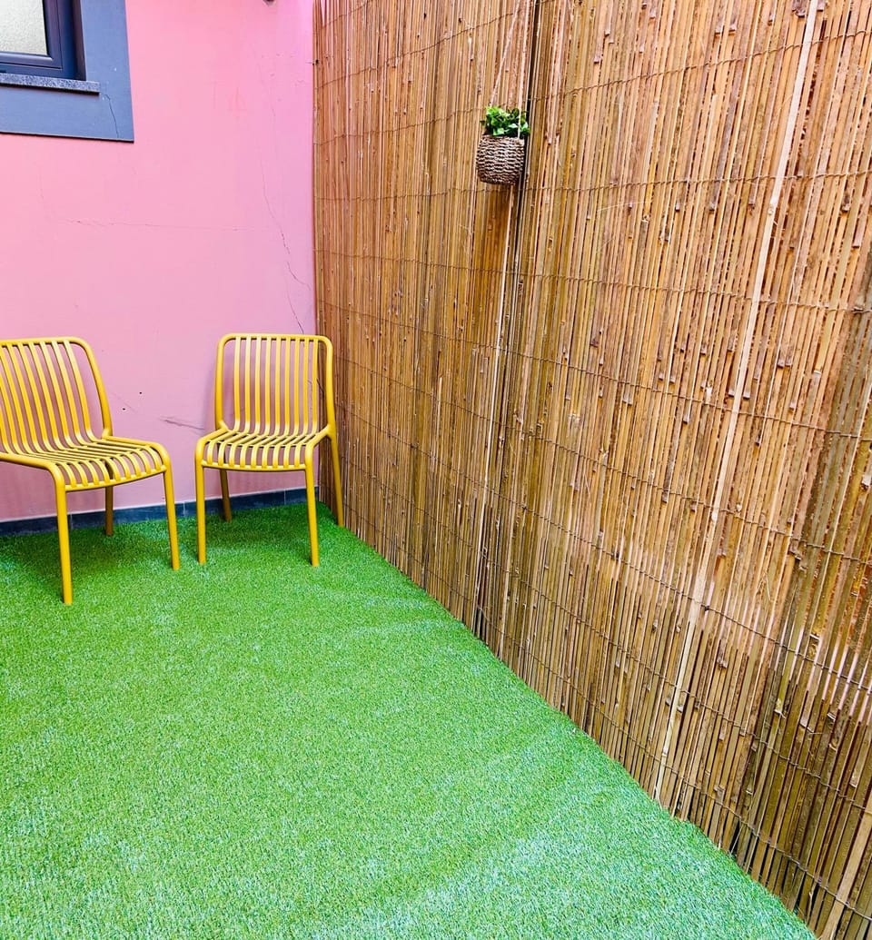 Patio, Day