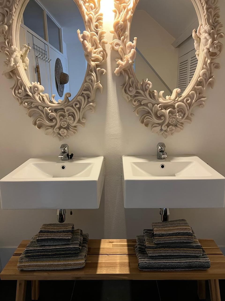 Van de Gruiterwonen Bed and Breakfast in Zeeland, Netherlands