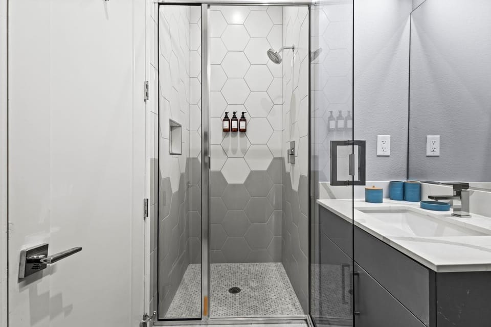 Shower, Bathroom