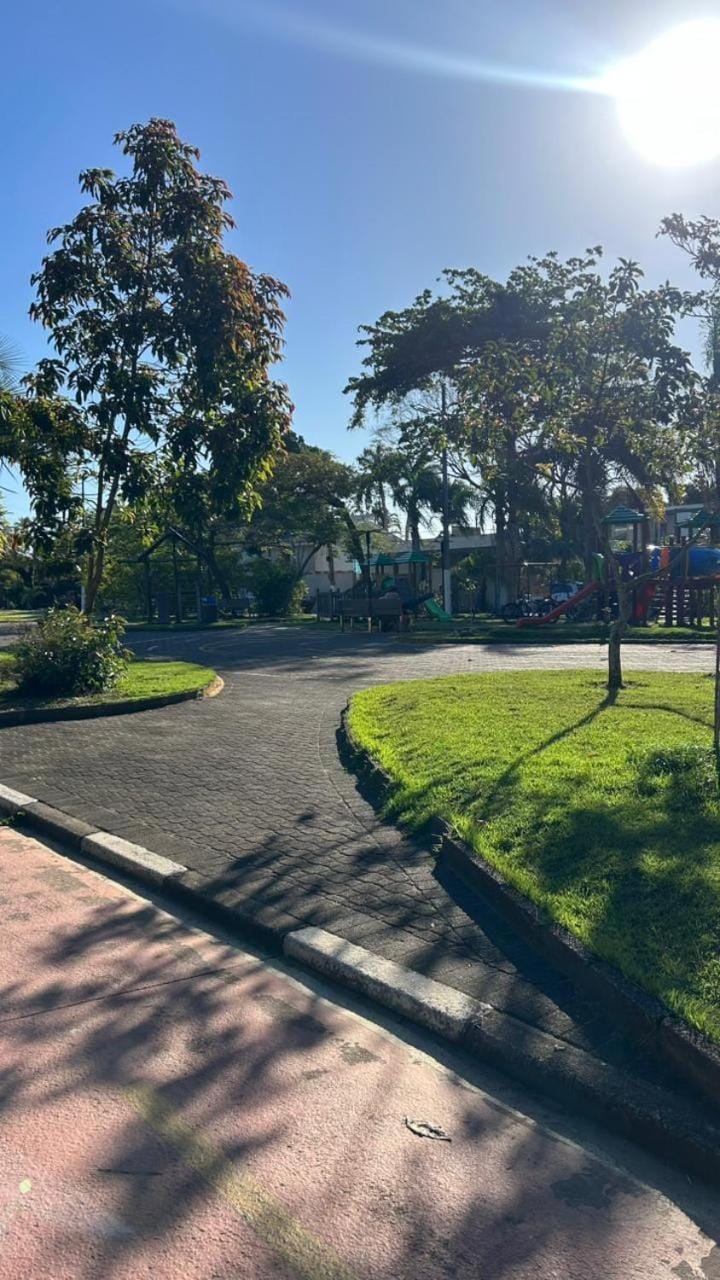 Perto da Praia! Apenas 150m, Na melhor região House in Ilhabela