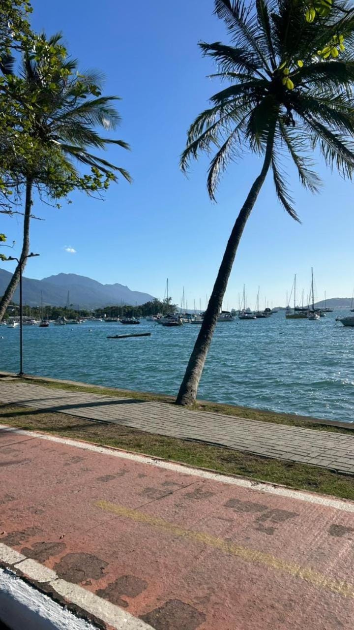 Perto da Praia! Apenas 150m, Na melhor região House in Ilhabela