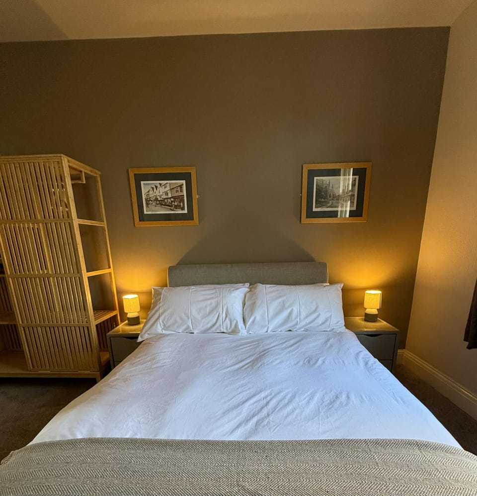 Bed, Bedroom, wardrobe