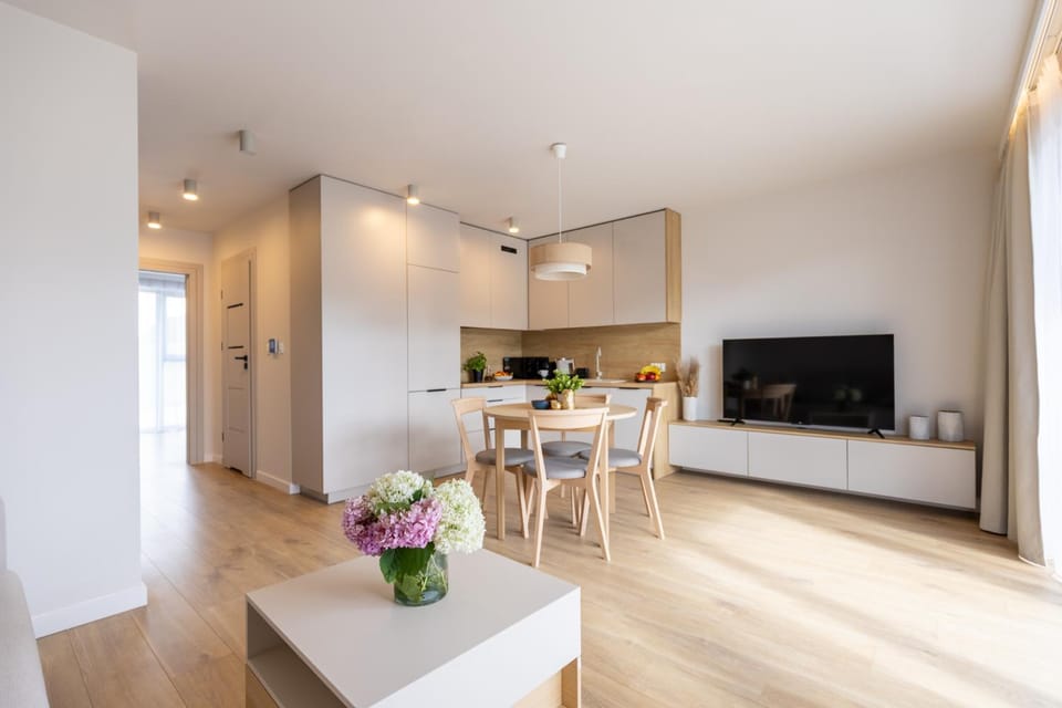 TV and multimedia, Kitchen or kitchenette, Living room, Seating area, Dining area, oven, pet friendly, stove