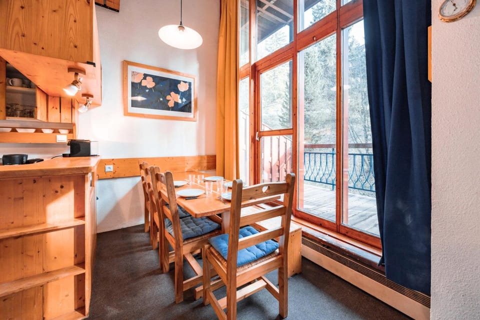 Résidence Vogel - Agréable duplex 6 personnes avec une très belle vue sur la vallée dans le village de Charmettoger à Arc 1800 MAE-9633 Apartment in Landry