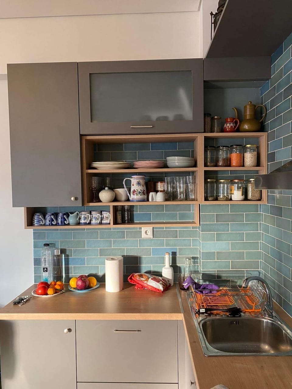 7th floor bright penthouse in quiet pedestrian Apartment in Athens