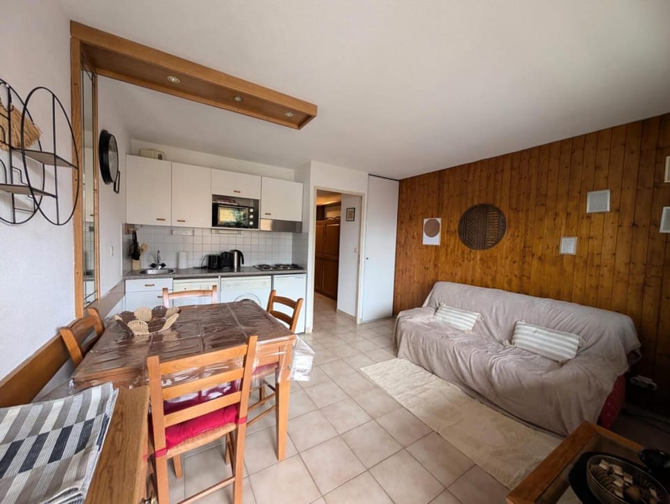 Chalet D'honorÉ - 4 personnes tout confort proche des pistes avec garage MAE-9793 Apartment in Montgenèvre