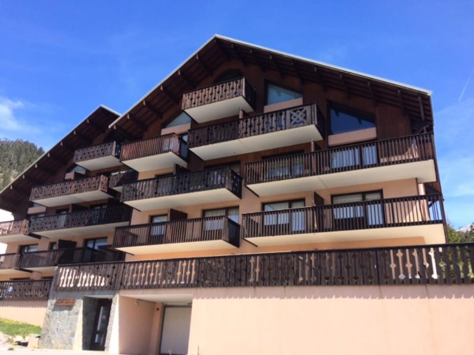 Chalet D'honorÉ - 4 personnes tout confort proche des pistes avec garage MAE-9793 Apartment in Montgenèvre