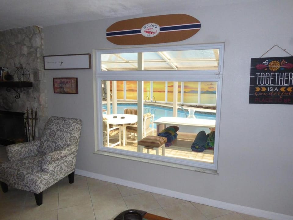 Perfecto Mundo 7, Orlando Area 6BR-2MB-3BR Indoor Pool, Ping Pong, Jacuzzi, Disney House in Altamonte Springs