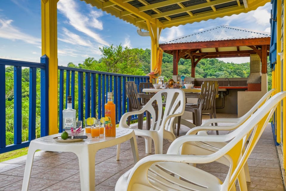 Patio, Day, View (from property/room), Balcony/Terrace, Dining area, sunbed