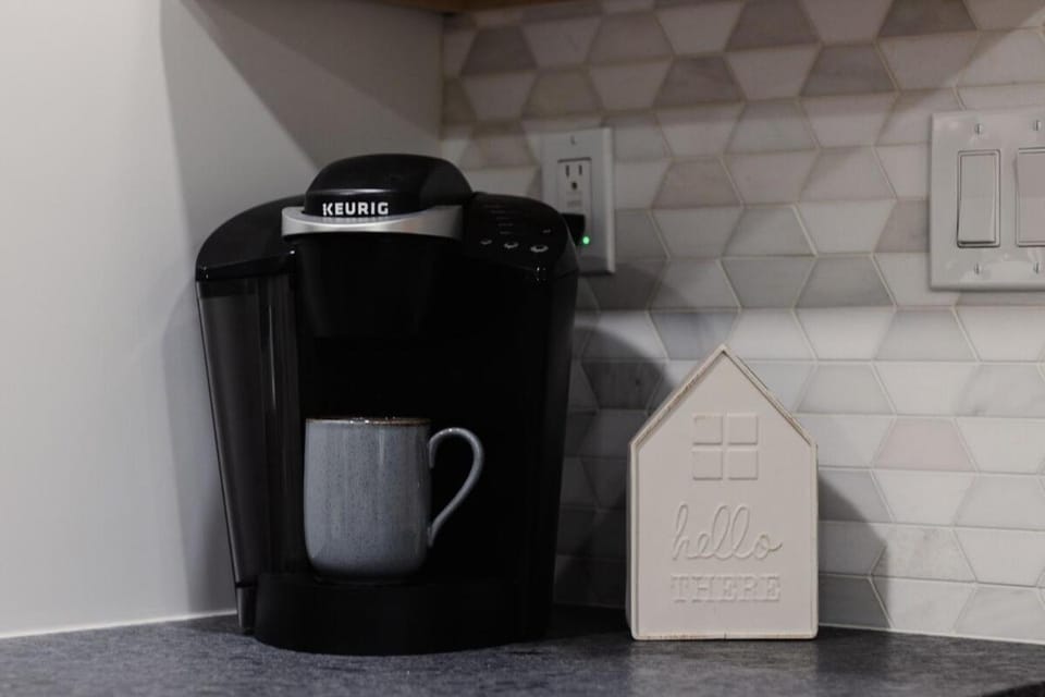 Coffee/tea facilities, Kitchen or kitchenette