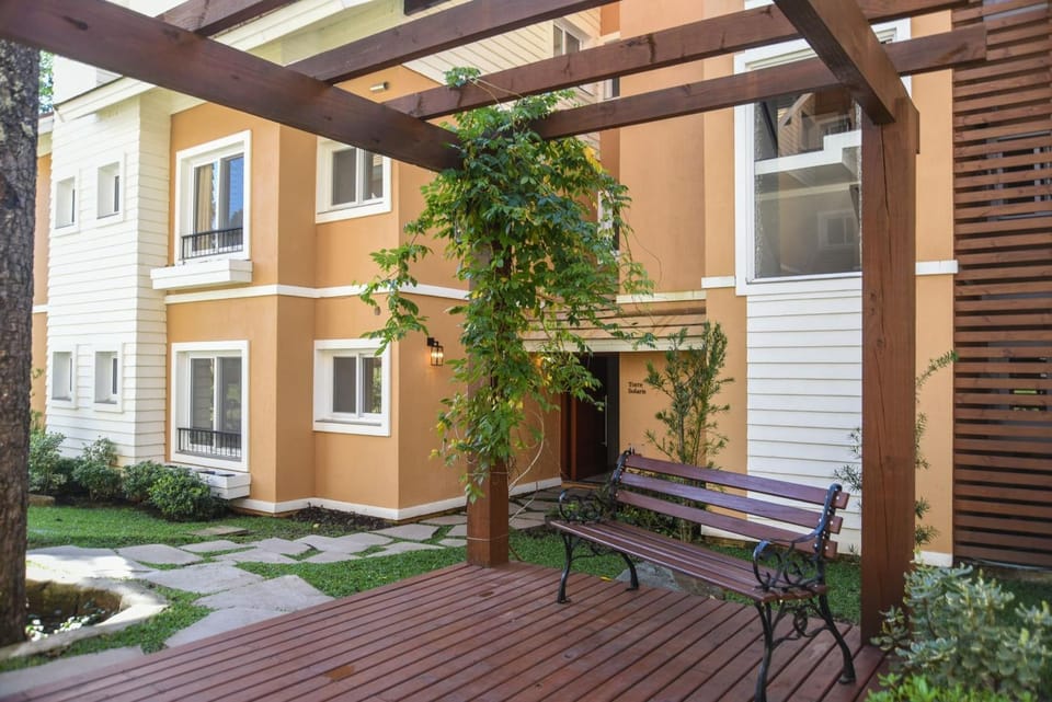Rosa Edifício Prime Elegance Apartment in Canela