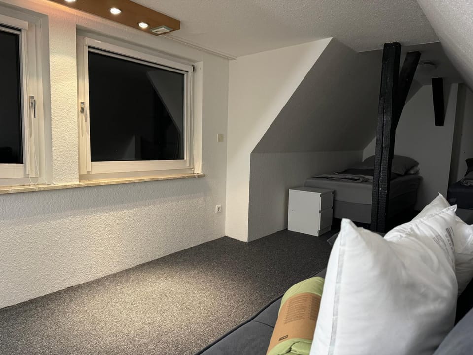 Bed, Photo of the whole room, Seating area, Bedroom