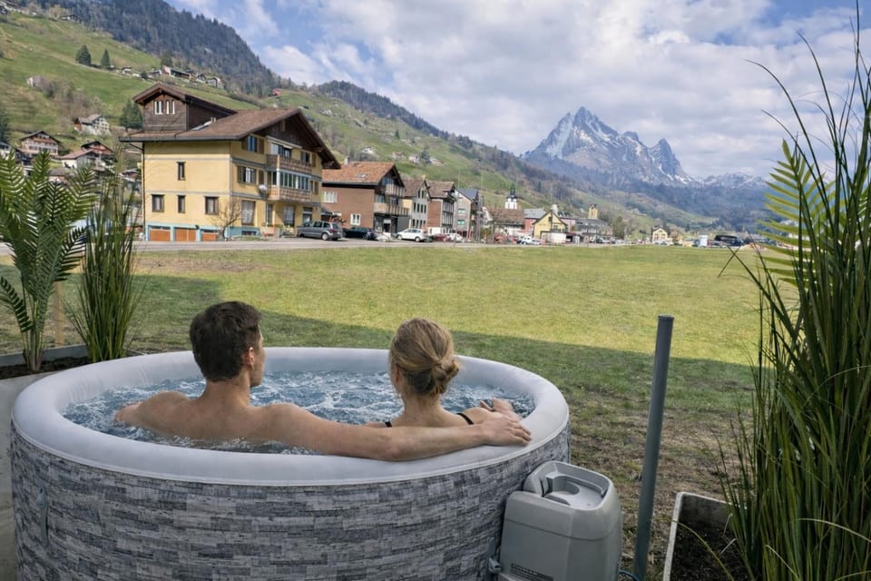 Hot Tub, Mountain view