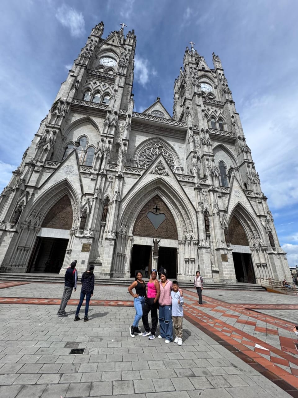 Nearby landmark, People, Landmark view, children