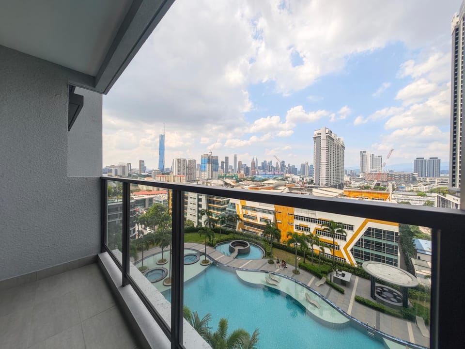 TRION The 107 Family Suites POOL VIEW Apartment in Federal Territory of Kuala Lumpur