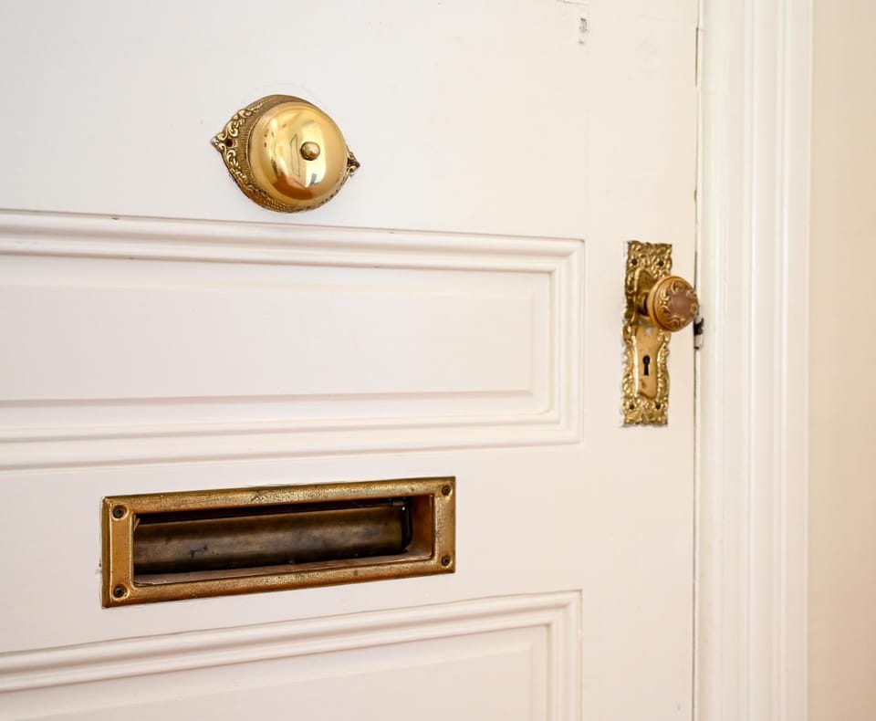 Historic Queen Anne with private backyard oasis! House in Vallejo