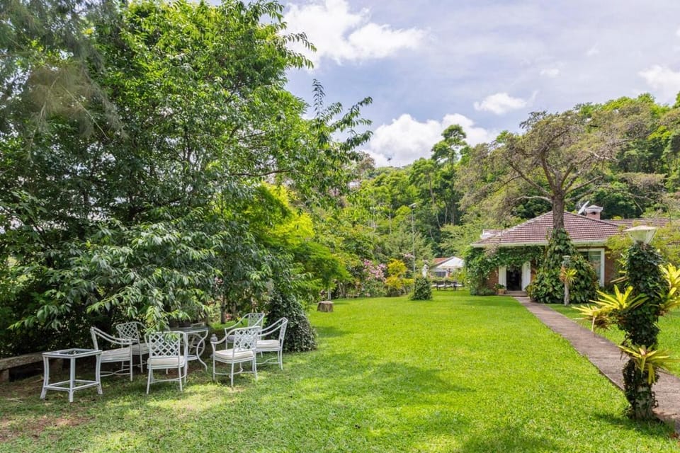 Country house with pool and stunning view! House in State of Rio de Janeiro