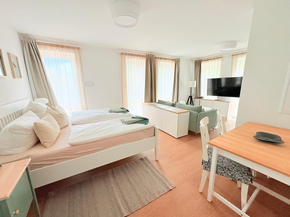 Living room, Bedroom