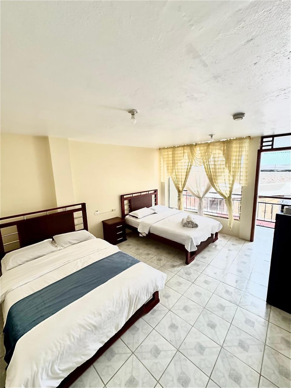 Hostal Copacabanna Hotel in Banos