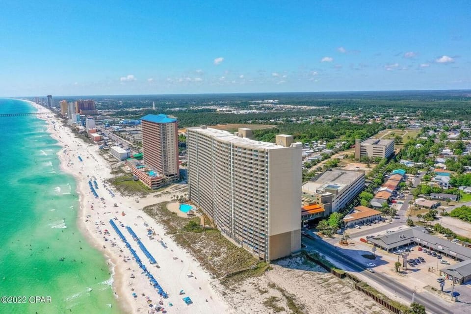Cheap Getaway, Ocean View, PCB House in Panama City Beach