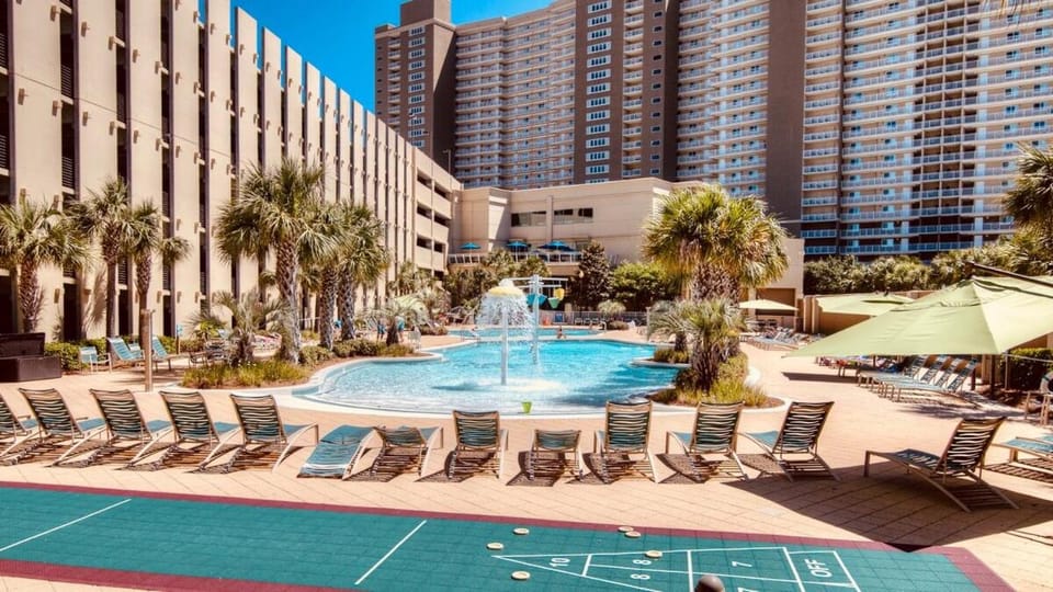 Cheap Getaway, Ocean View, PCB House in Panama City Beach