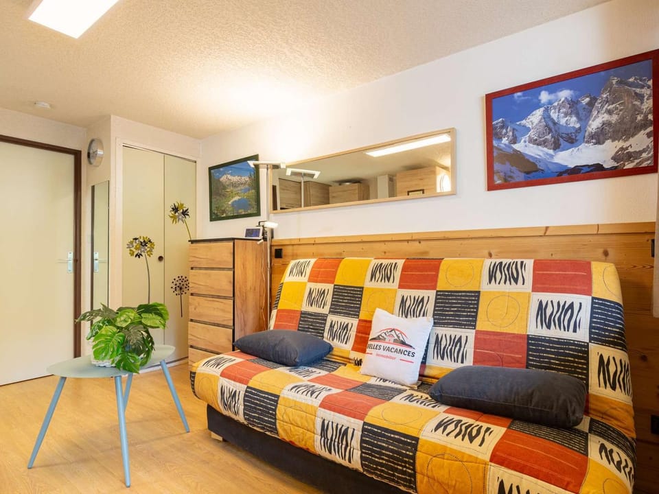 Studio 4 pers Saint Lary Village proche téléphérique Apartment in Saint-Lary-Soulan