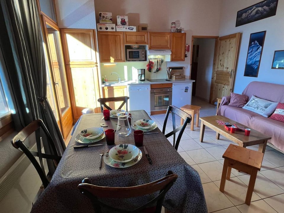 Confortable T3 au cœur de Samoëns avec WIFI et parking - FR-1-629-152 Apartment in Samoëns