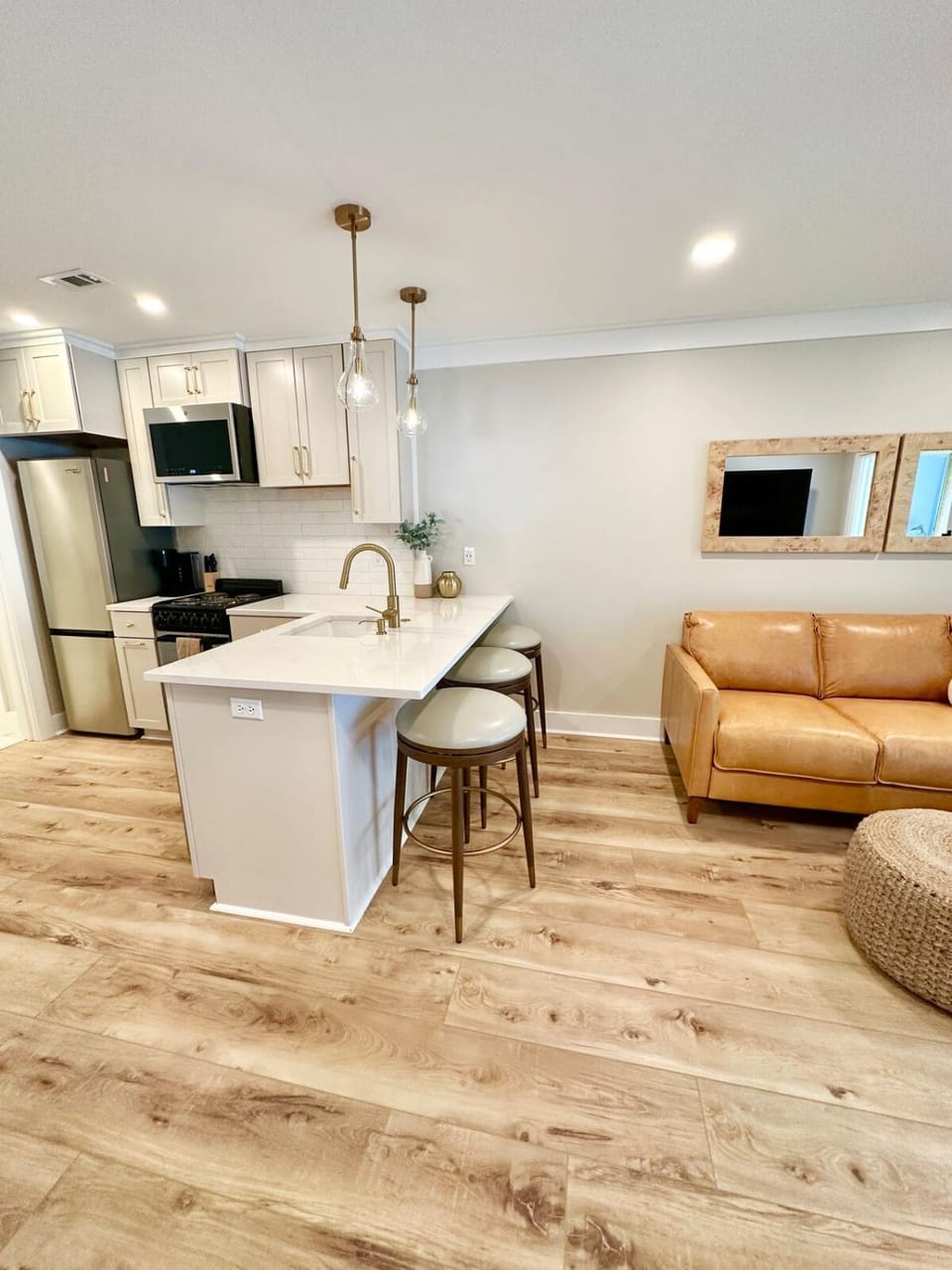 Bay-front Condo near Gulf - Elegant and Private Stay - Penthouse with Elevator Apartment in Niceville