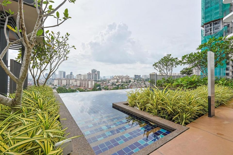 DAAH6 Elegant Skyline Suite Datum Jelatek near KLCC Apartment in Federal Territory of Kuala Lumpur
