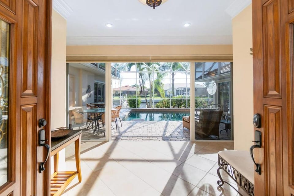 Hibiscus Villa Heated Pool Dock Bikes House in Charlotte Park