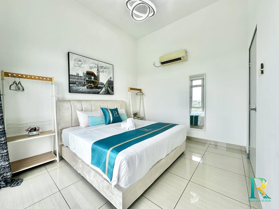 Bed, Photo of the whole room, air conditioner