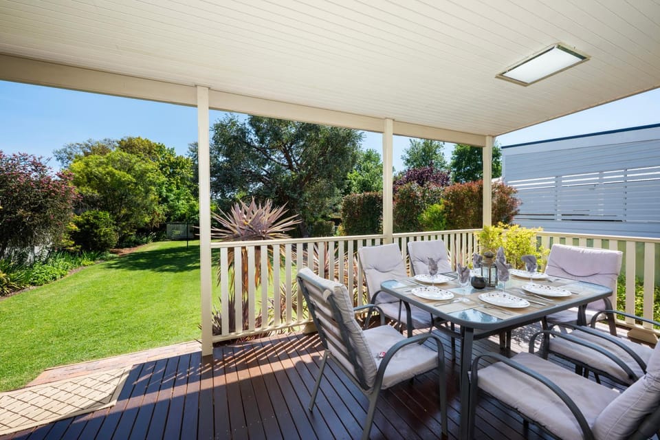 Balcony/Terrace, Garden view