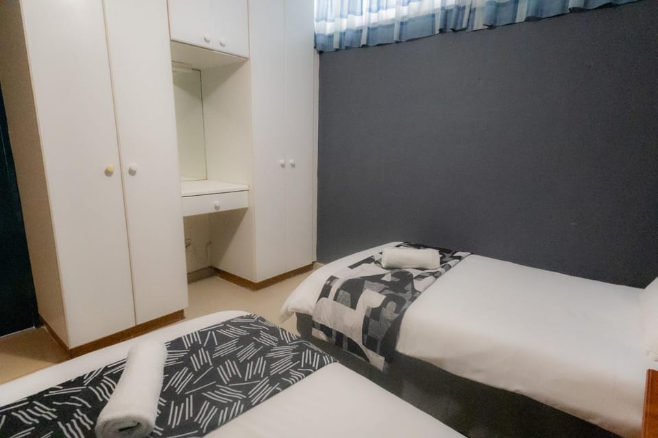 Bed, Bedroom, towels, wardrobe