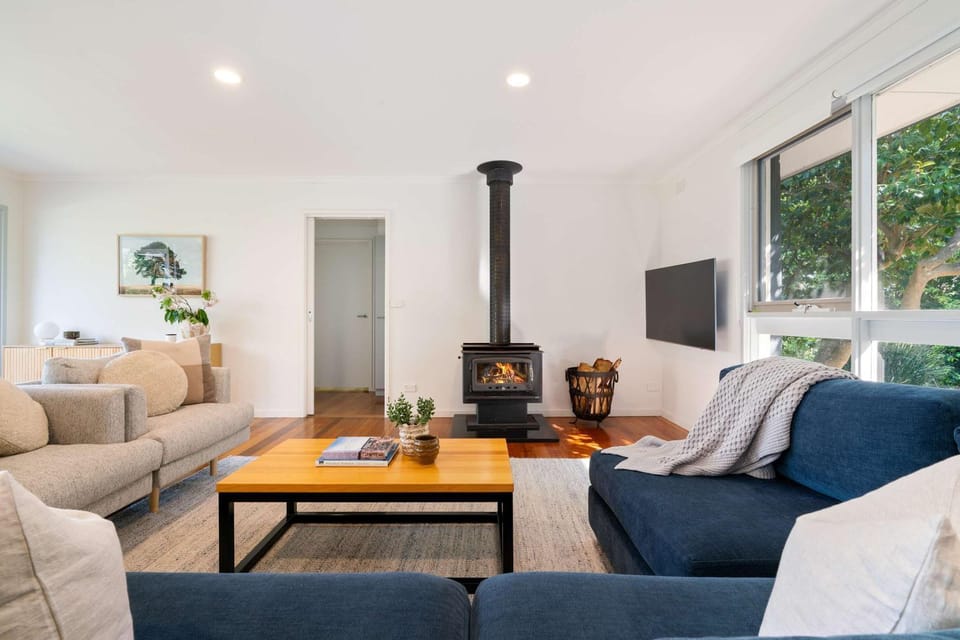 Woodland Sanctuary - Mini Golf, Fire Pit, Wineries House in Red Hill
