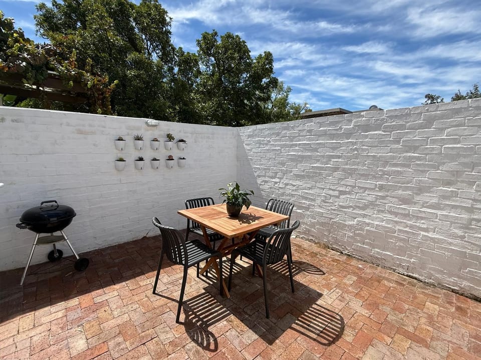 The Sultan Cottage Apartment in Stellenbosch