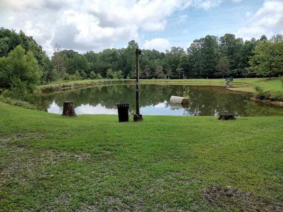 Peaceful Bunkhouse Surrounded by Nature near Graysville, Tennessee House in Tennessee