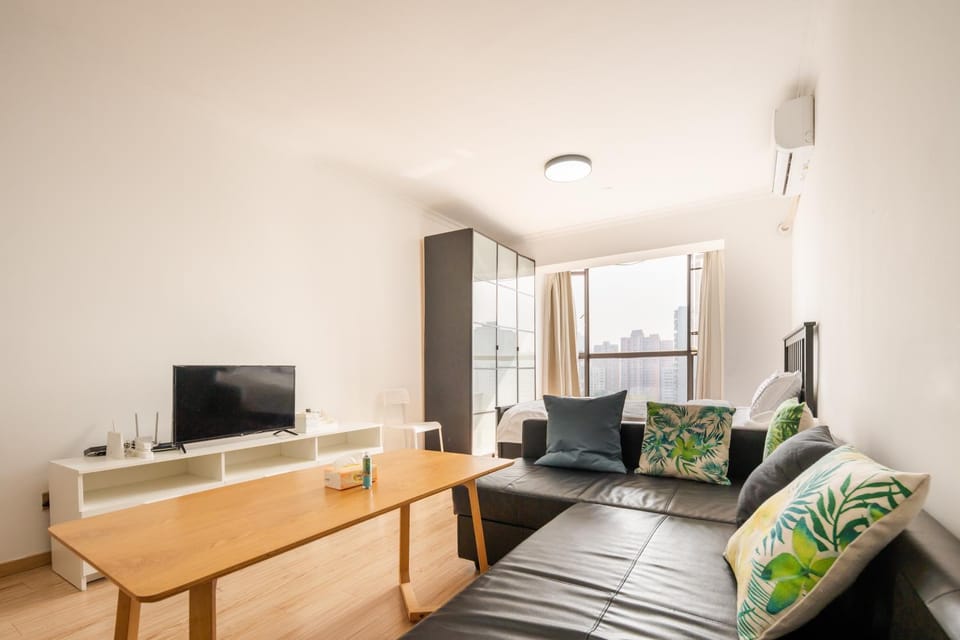 YunYing - Spacious Urban Flat with Panoramic City-View Windows Apartment in Shanghai