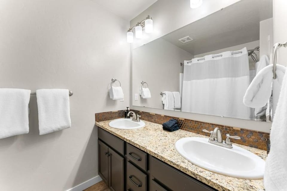 Cozy & Stylish Meridian Stay House in Meridian