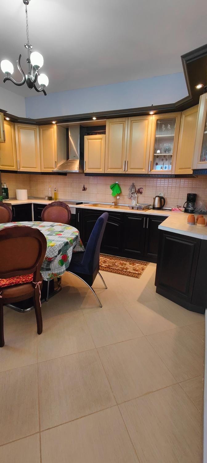 Coffee/tea facilities, Kitchen or kitchenette, Dining area