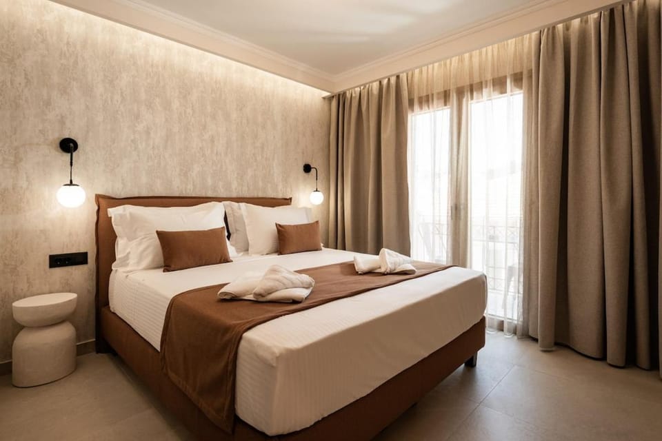 Bed, Decorative detail, Bedroom