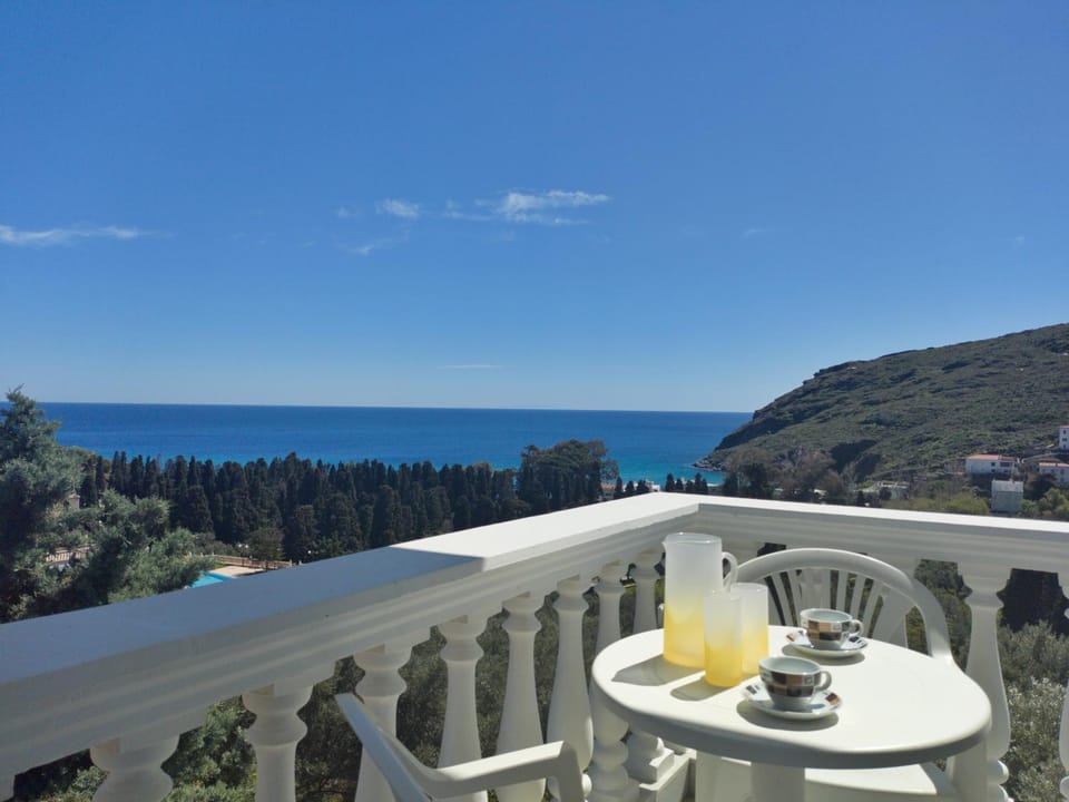 Day, Natural landscape, View (from property/room), Balcony/Terrace, Mountain view, Sea view