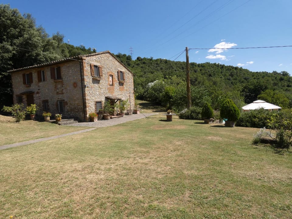 Scappo in Umbria, i casali del Re House in Umbria