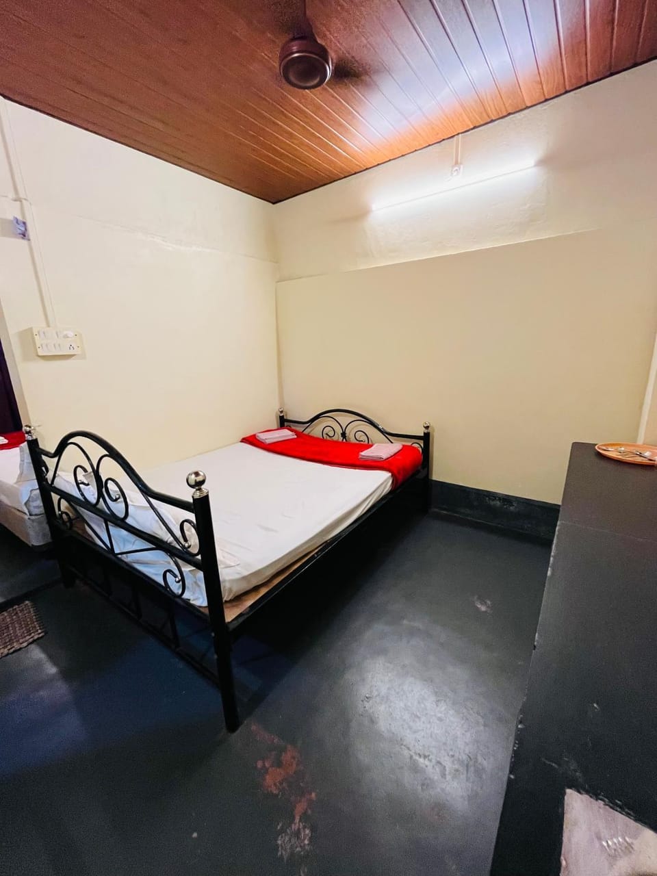 Coastaal Hutt Homestay - Malpe Beach Hotel in Karnataka