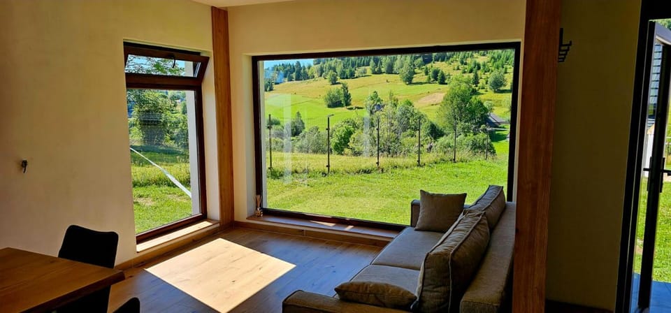 Vila Chalet Modern Poiana Vladesei Villa in Cluj County